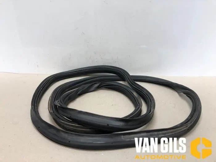 Achterkleprubber Volkswagen Golf O234885 | Voeg toe aan winkelwagen