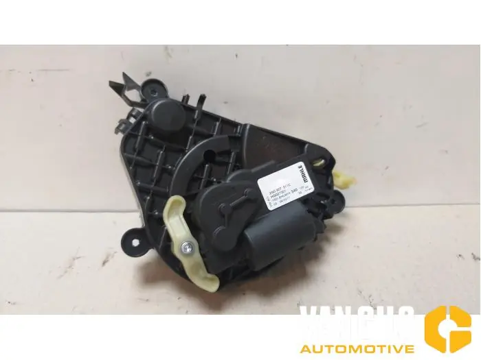 Veilig betalen - Kachelklep Motor Volkswagen Polo O190438
