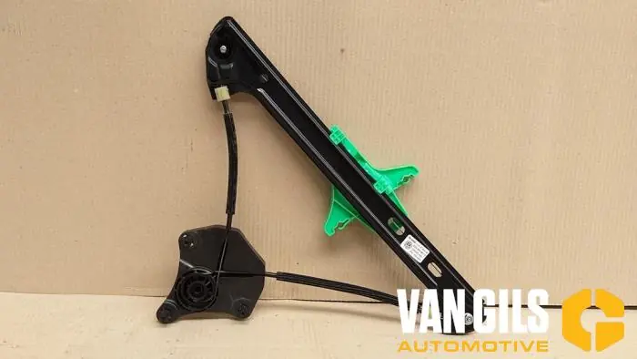 Op = op | Ruitmechaniek 4Deurs links-achter Volkswagen Golf O230774