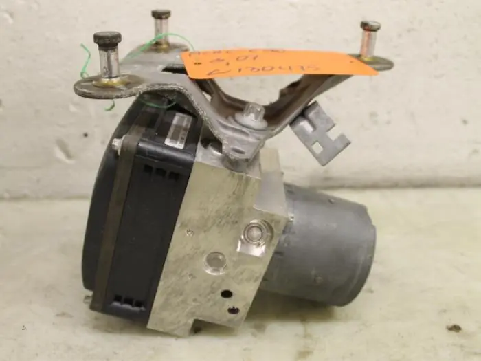 Nu beschikbaar - ABS Pomp Mercedes E-Klasse O128795