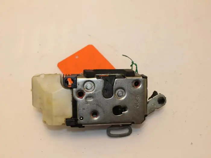 Snelle verzending - Deurslot Mechaniek 4Deurs rechts-voor Lancia Lybra O152654