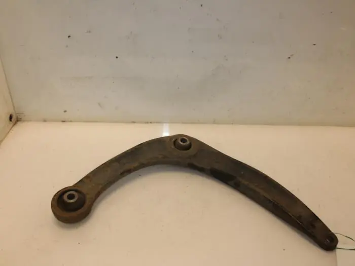 Draagarm links-voor Peugeot 308 O94011 | Aanbieding