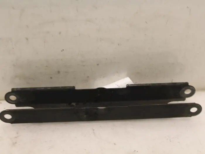 Voeg toe aan winkelwagen - Draagarm rechts-achter BMW 3-Serie O165514