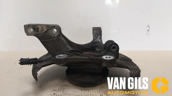 Nog enkele stuks - Fusee rechts-voor Saab 9-3 O205278