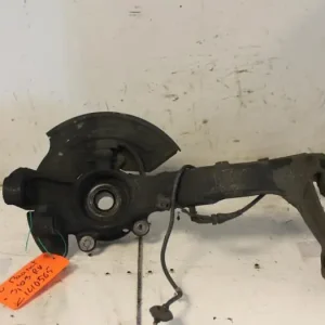 Outlet - Fusee rechts-voor Volkswagen Passat O84313