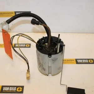 Op voorraad - Benzinepomp Volkswagen Passat O151658