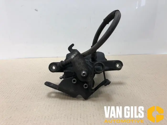 Direct beschikbaar | Remklauw (Tang) rechts-achter Ford Transit O243481
